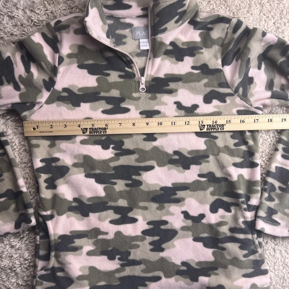 GIRLS CHILDREN’S PLACE CAMO FLEECE PULLOVER GUC SIZE L 10/12